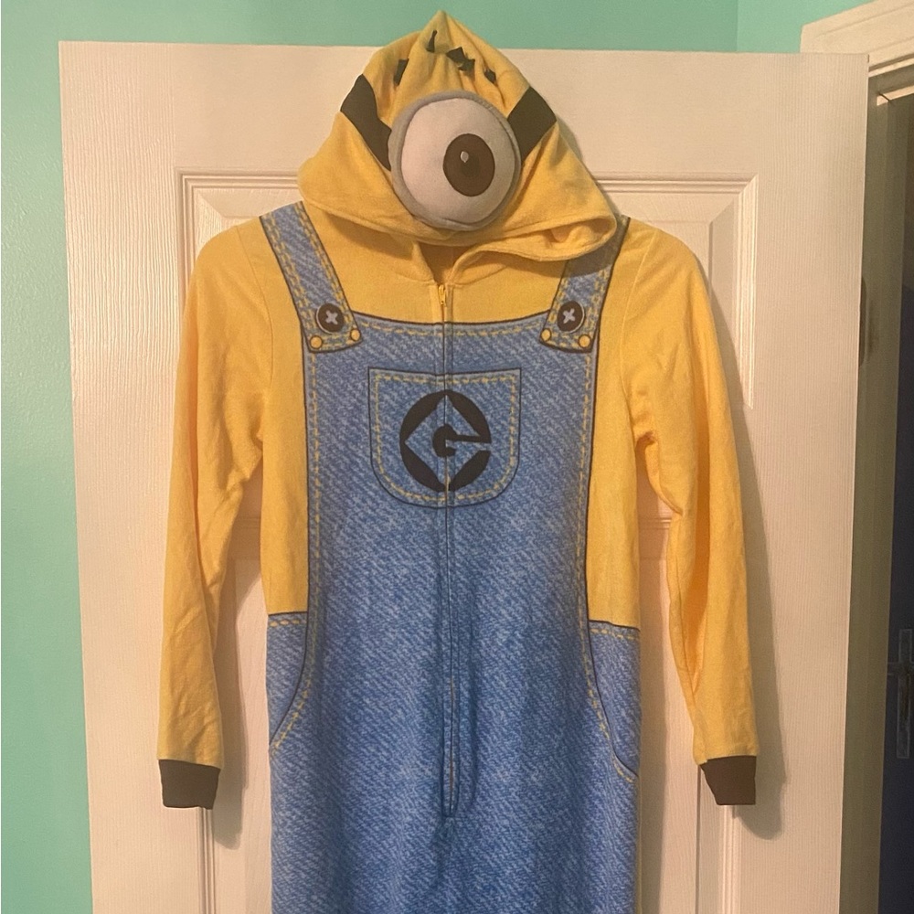 Minion Zip-up pajamas/Halloween costume